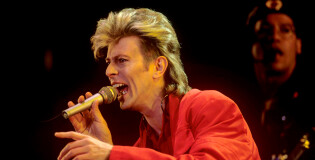 В КОНЦЕ 2025-ГО ВЫХОДИТ НОВЫЙ ДОК О ДЭВИДЕ БОУИ