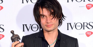 ГИТАРИСТ RADIOHEAD НАПИШЕТ МУЗЫКУ К НОВОМУ ФИЛЬМУ ЛИНН РЭМЗИ