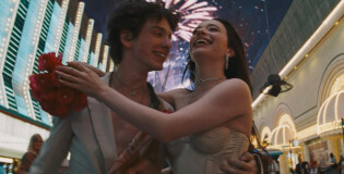 5 ПРИЧИН ПОСМОТРЕТЬ «АНОРУ»