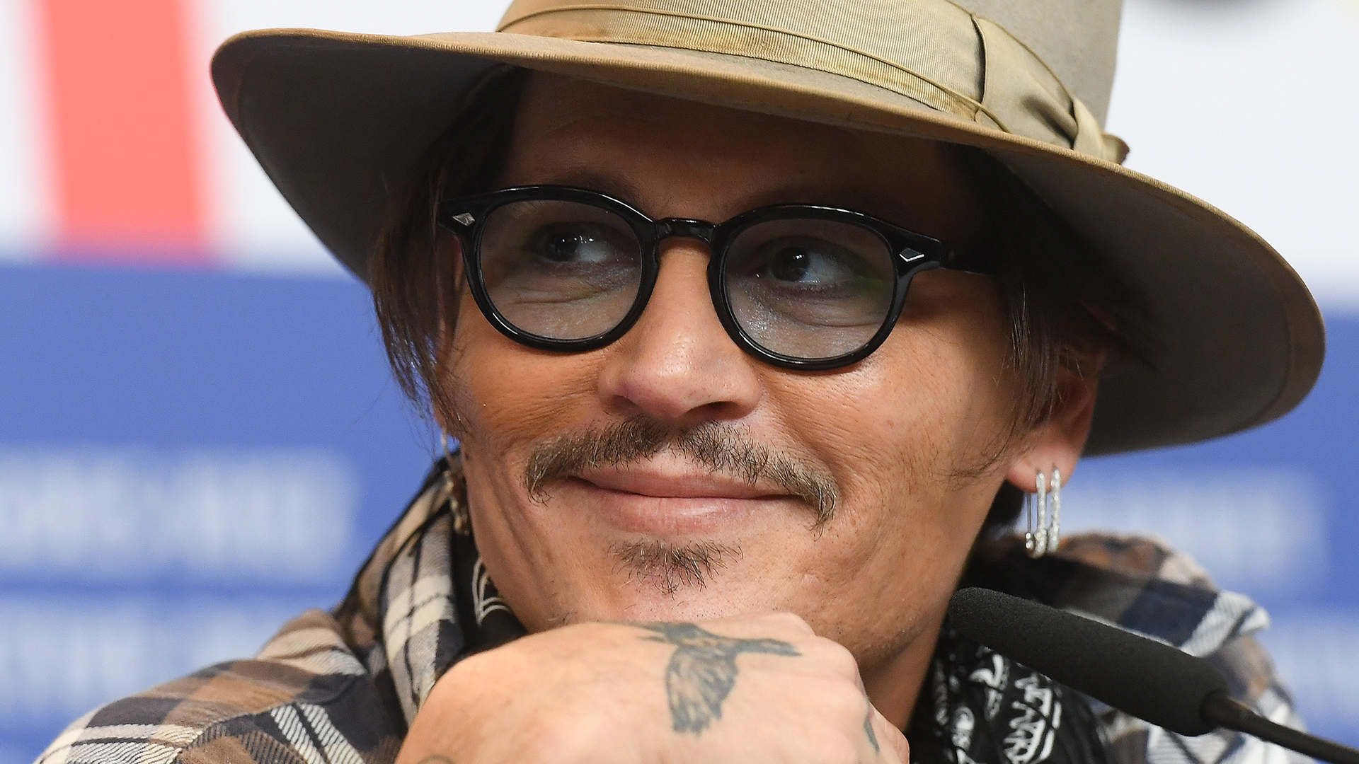 Джонни Депп готовится сыграть знаменитого скрягу 1 dzhonni depp