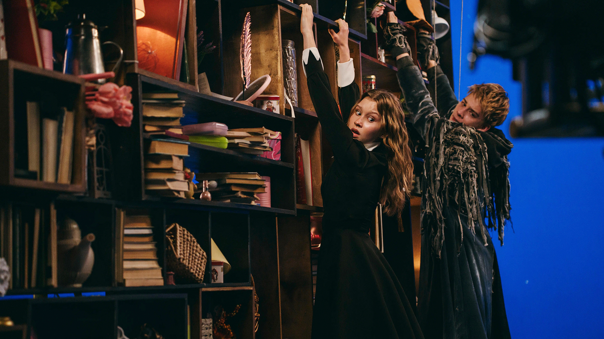 «Алиса в Стране чудес»: как смогли, так и спели 2 reczenziya na film alisa v strane chudes 2025 shot tv 1