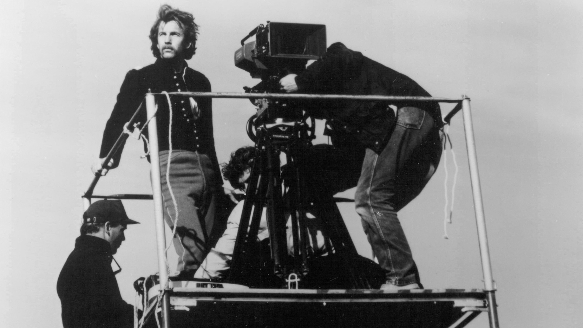 na semochnoj ploshhadke tanczuyushhego s volkami