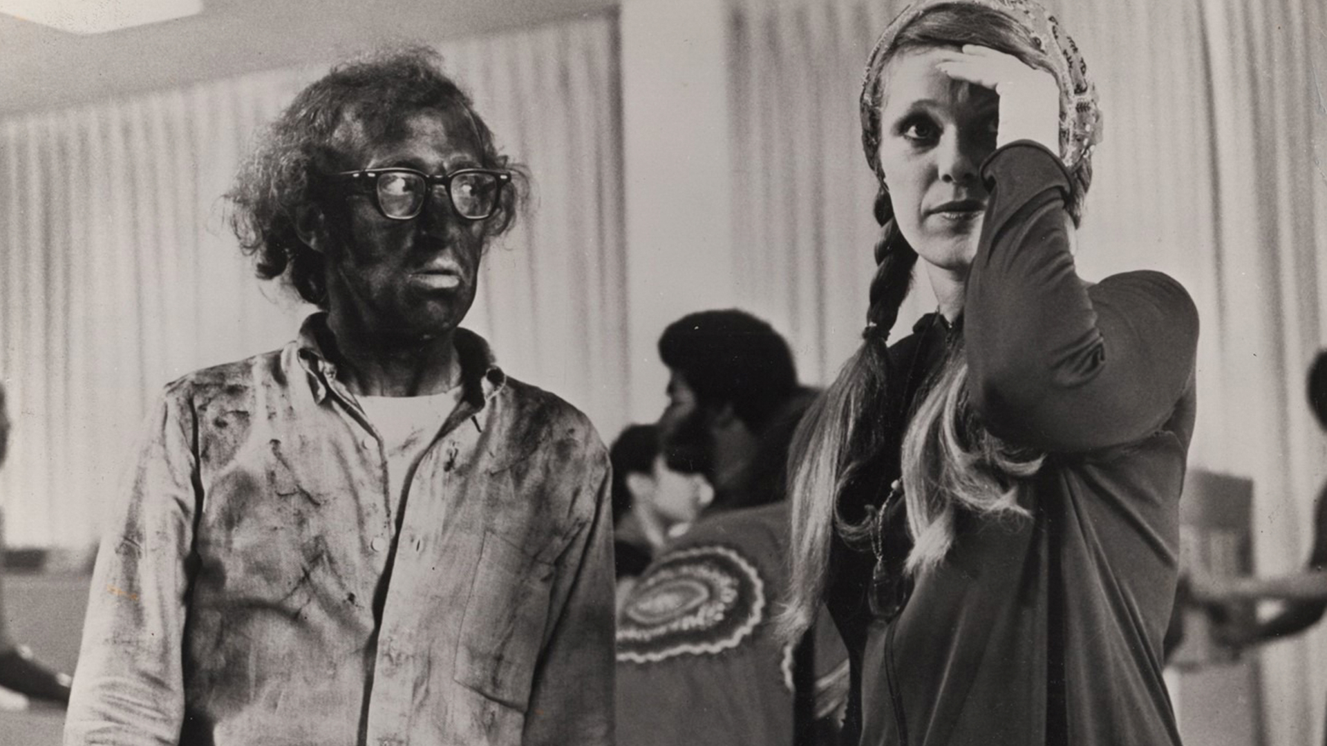 vudi allen i luiza lasser na semke bananov 1971