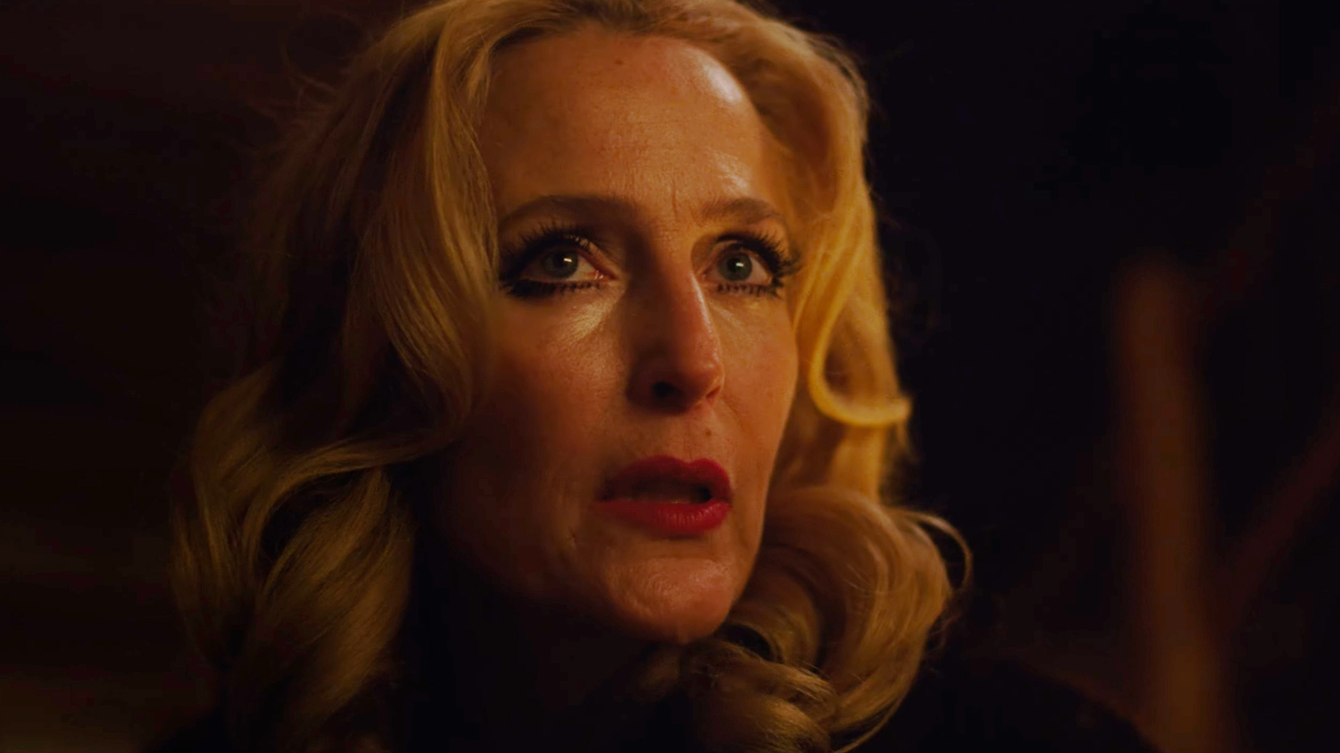 Классика для ночевки 1 dzhillian anderson v filme podrostkovyj seks i smert v lagere miazma 2026