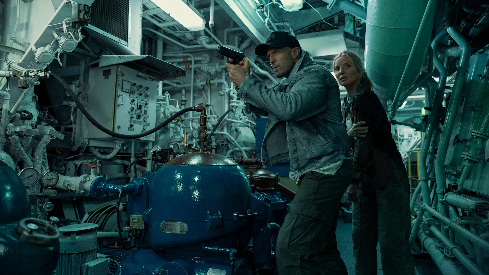 dzhejson stejtem i annabell uollis v myatezhe 2026