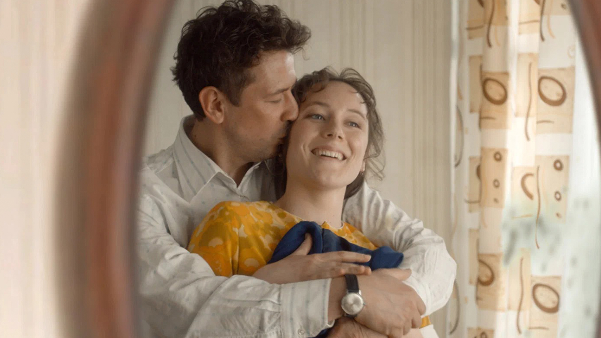 kadr iz filma oblepihovoe leto 2018