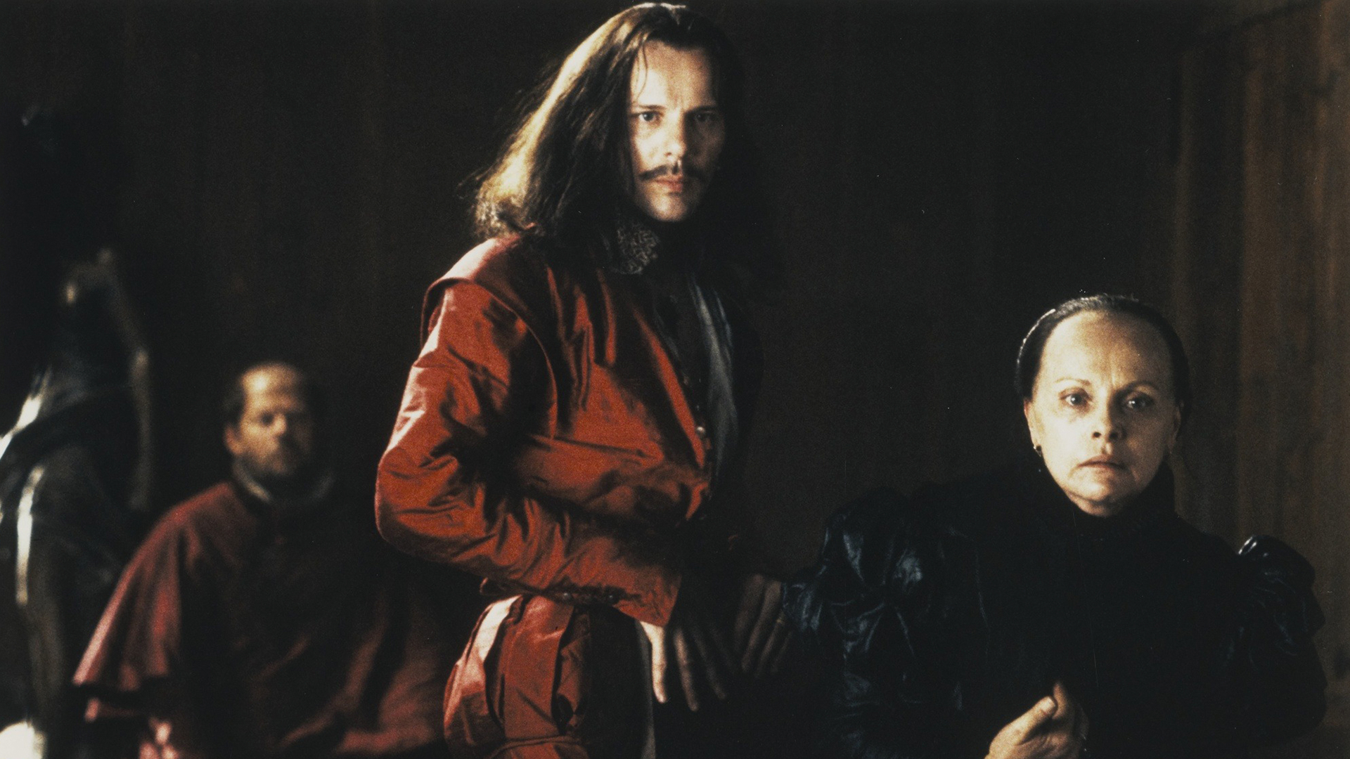 Паскаль Греггори и Верна Лизи . Кадр из фильма «Королева Марго» (1994)